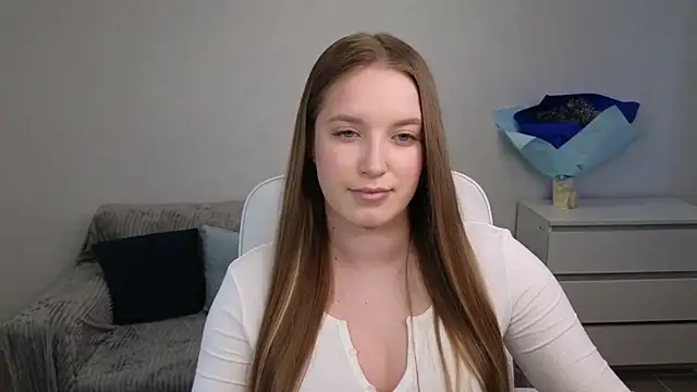 Snapshot of EvaMaddison chatting on 01-21-25, 08:52 EvaMaddison online show from 01-21-25, 08:52