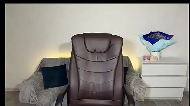 EvaMaddison online show from 03-15-26, 05:41