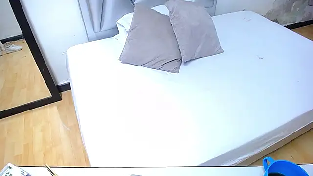 Snapshot of indian_sweety18 chatting on 02-13-25, 04:22 indian sweety18 online show from 02-13-25, 04:22