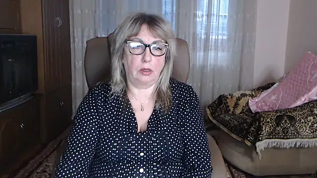 Kallliina online show from 12-22-25, 08:22