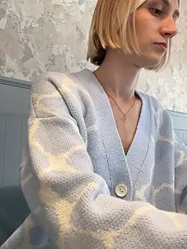 Snapshot of Feral_berry_8133 chatting on 02-12-25, 07:13 Feral berry 8133 online show from 02-12-25, 07:13