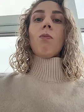 Snapshot of Feral_berry_8133 chatting on 09-30-25, 11:37 Feral berry 8133 online show from 09-30-25, 11:37