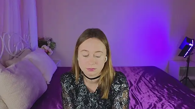 BrookeEvans online show from 02-09-25, 09:49