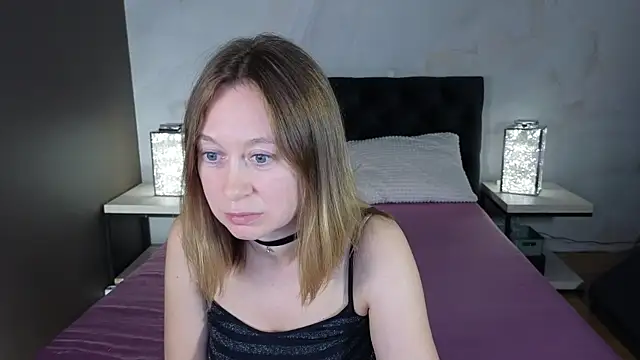BrookeEvans online show from 09-23-25, 09:07