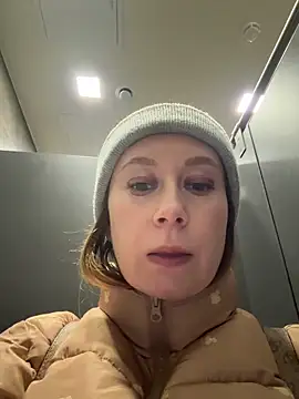 BrookeEvans online show from 10-15-25, 06:57