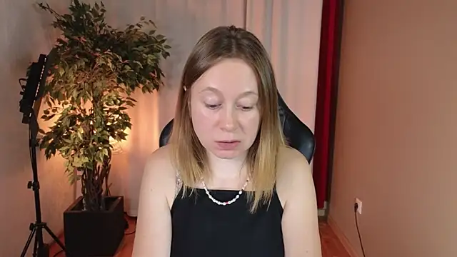BrookeEvans online show from 10-15-25, 08:53