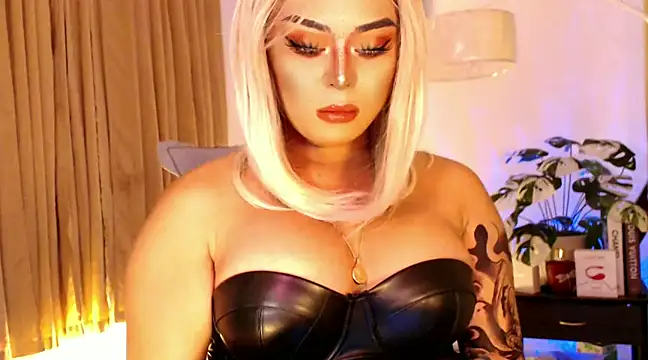 Snapshot of Thalia_Cambridge chatting on 01-21-25, 07:17 Thalia Cambridge online show from 01-21-25, 07:17