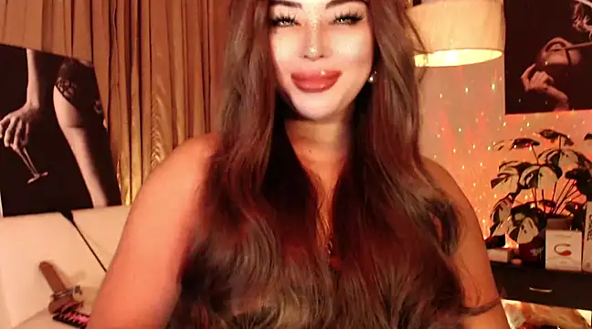 Snapshot of Thalia_Cambridge chatting on 03-10-25, 04:25 Thalia Cambridge online show from 03-10-25, 04:25