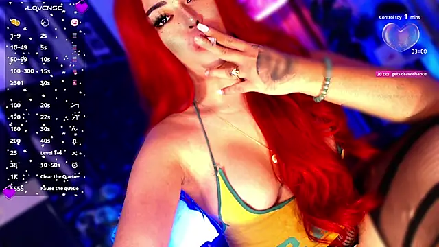 Snapshot of Thalia_Cambridge chatting on 10-14-25, 09:37 Thalia Cambridge online show from 10-14-25, 09:37