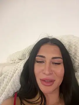 EmyLaveau online show from 02-07-25, 09:47