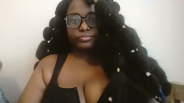 MissCC99 online show from 11-18-25, 05:17