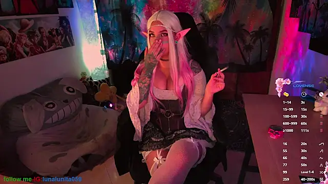 Snapshot of emma_luna59 chatting on 10-31-25, 06:31 emma luna59 online show from 10-31-25, 06:31