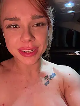 Snapshot of PennyPrincess chatting on 03-12-25, 01:47 PennyPrincess online show from 03-12-25, 01:47