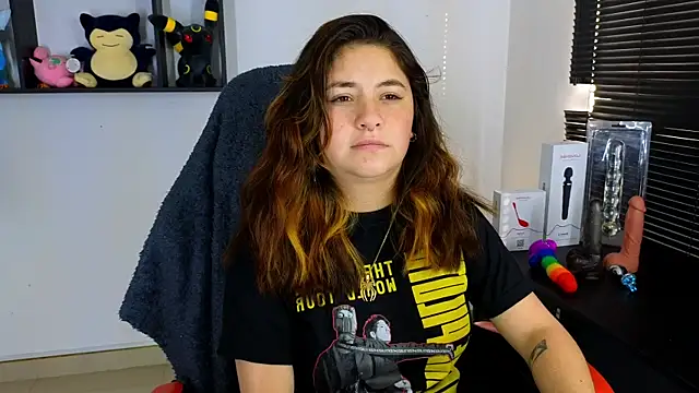 Snapshot of ann_bronw chatting on 01-17-25, 01:46 ann bronw online show from 01-17-25, 01:46