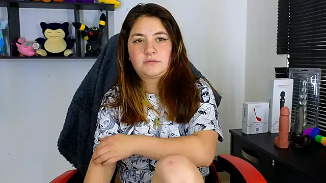 Snapshot of ann_bronw chatting on 01-28-25, 06:49 ann bronw online show from 01-28-25, 06:49