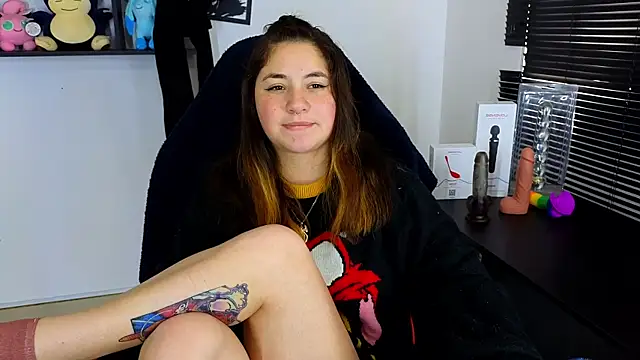 Snapshot of ann_bronw chatting on 02-28-25, 05:15 ann bronw online show from 02-28-25, 05:15