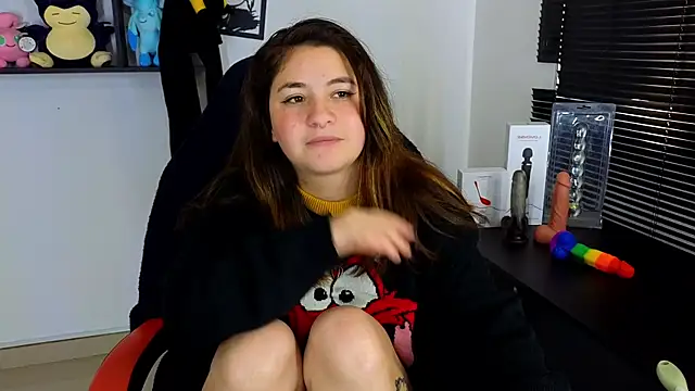 Snapshot of ann_bronw chatting on 02-28-25, 08:18 ann bronw online show from 02-28-25, 08:18