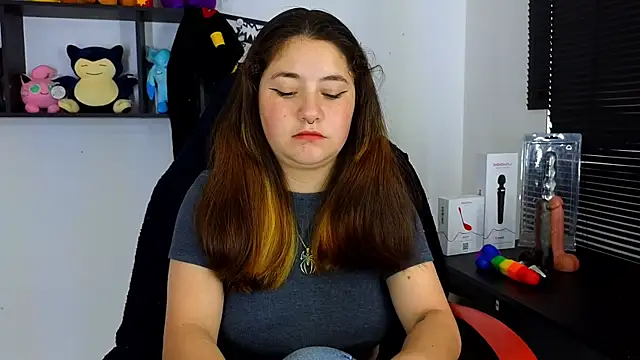 Snapshot of ann_bronw chatting on 03-12-25, 04:02 ann bronw online show from 03-12-25, 04:02