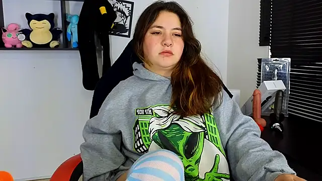 Snapshot of ann_bronw chatting on 03-13-25, 05:18 ann bronw online show from 03-13-25, 05:18