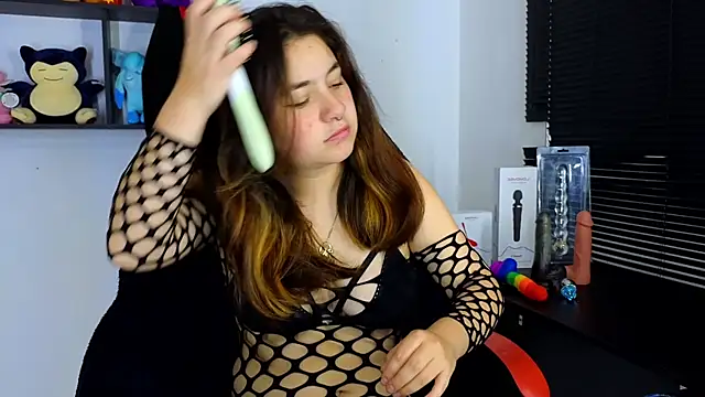 Snapshot of ann_bronw chatting on 03-14-25, 01:35 ann bronw online show from 03-14-25, 01:35