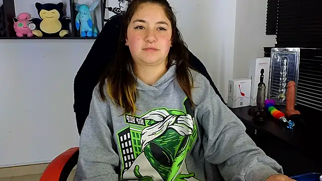 Snapshot of ann_bronw chatting on 03-18-25, 07:10 ann bronw online show from 03-18-25, 07:10