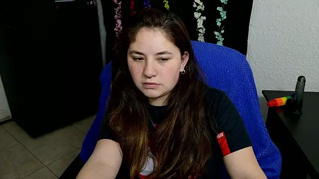 Snapshot of ann_bronw chatting on 09-30-25, 12:48 ann bronw online show from 09-30-25, 12:48