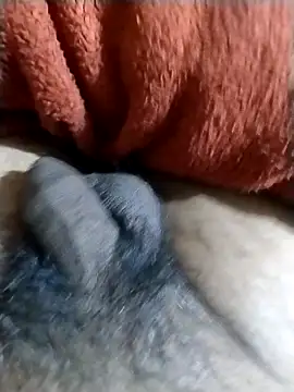 Snapshot of Rajxxxdx4u chatting on 01-18-26, 05:06 Rajxxxdx4u online show from 01-18-26, 05:06