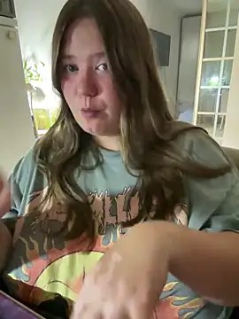 remirann  online show from 09-10-25, 06:19