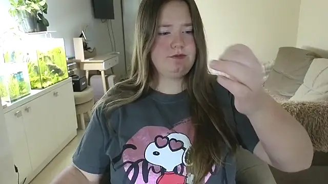 remirann  online show from 11-18-25, 05:23