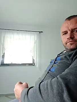 Snapshot of Adry1986 chatting on 10-09-25, 08:45 Adry1986 online show from 10-09-25, 08:45