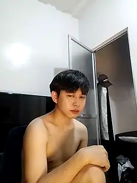 alfonsoasiancutie online show from 01-01-25, 08:56