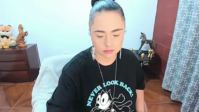 lusciousxxx online show from 04-08-26, 01:22