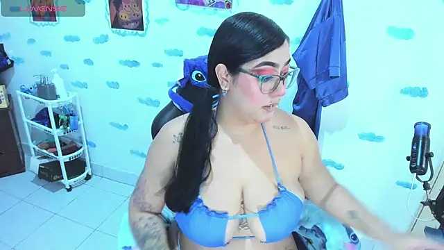 OnlyBluex online show from 12-19-25, 02:07