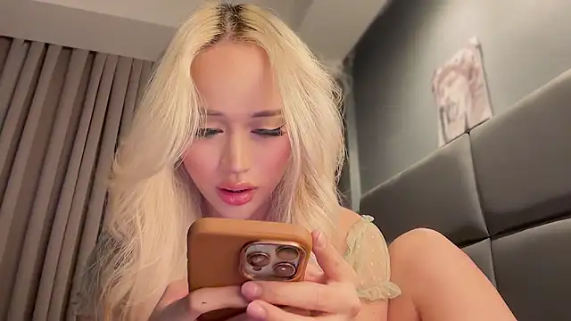 Carrie Colbyxx online show from 03-05-25, 05:18