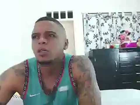 hot and naughty latin online show from 01-04-25, 01:31