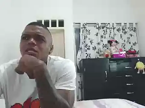 hot and naughty latin online show from 01-21-25, 10:19