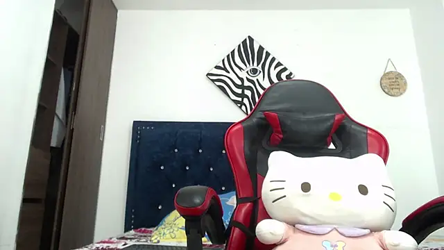 Snapshot of QueenSquirt_ chatting on 01-31-26, 08:51 QueenSquirt online show from 01-31-26, 08:51