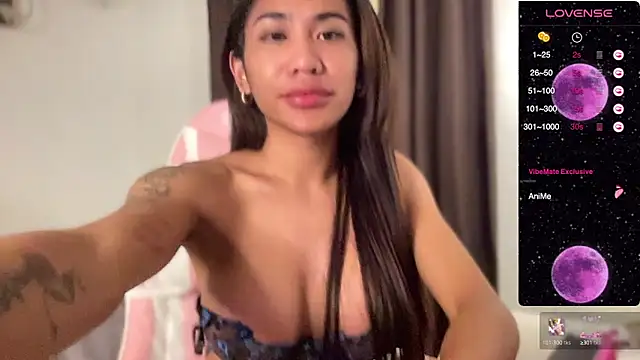 Alaia Pope online show from 12-18-24, 01:56