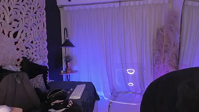 pamela doll3 online show from 11-23-25, 05:40