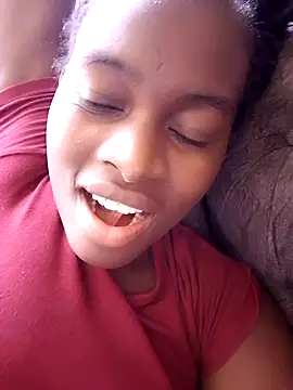 Snapshot of _cutemelania chatting on 02-28-25, 09:15 cutemelania online show from 02-28-25, 09:15