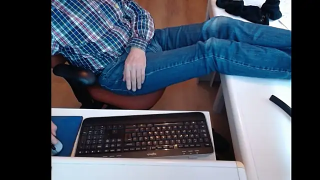 dutchpornking online show from 02-15-25, 01:38