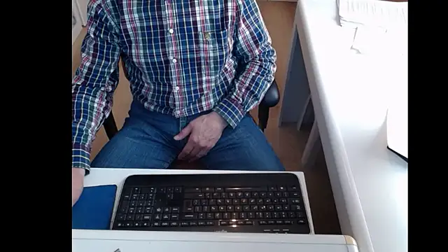 dutchpornking online show from 02-17-25, 11:44