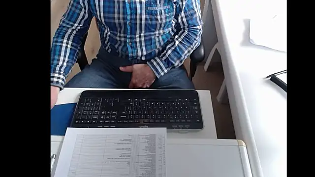 dutchpornking online show from 02-20-25, 09:33