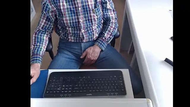 dutchpornking online show from 02-26-25, 12:14