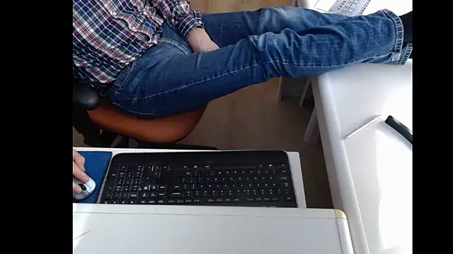 dutchpornking online show from 03-04-25, 11:51