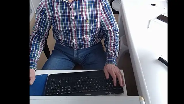 dutchpornking online show from 03-14-25, 11:34