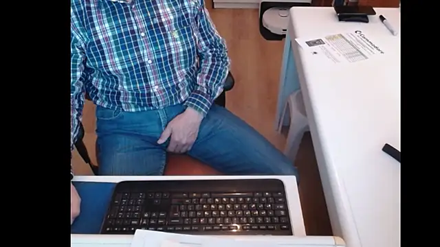 dutchpornking online show from 03-15-25, 04:54