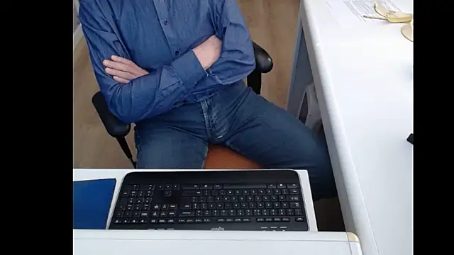 dutchpornking online show from 03-19-25, 12:45