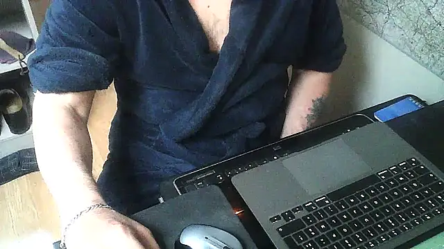 Snapshot of DUDURA@xh chatting on 02-14-26, 07:27 DUDURAxh online show from 02-14-26, 07:27