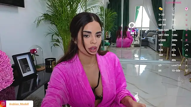 Arabian beauty online show from 10-10-25, 09:19